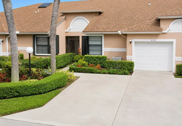 2-bedroom rental at 8351 SUNMEADOW Lane, Boca Raton