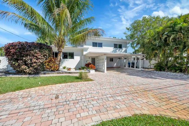 3-bedroom rental at 1771 NE 35th Street, Oakland Park