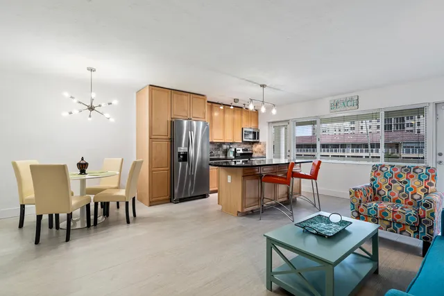 1-bedroom rental at 2881 NE 32ND Street #220, Fort Lauderdale