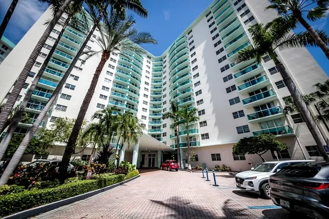 1-bedroom home at 3801 S Ocean Drive #5A, Hollywood