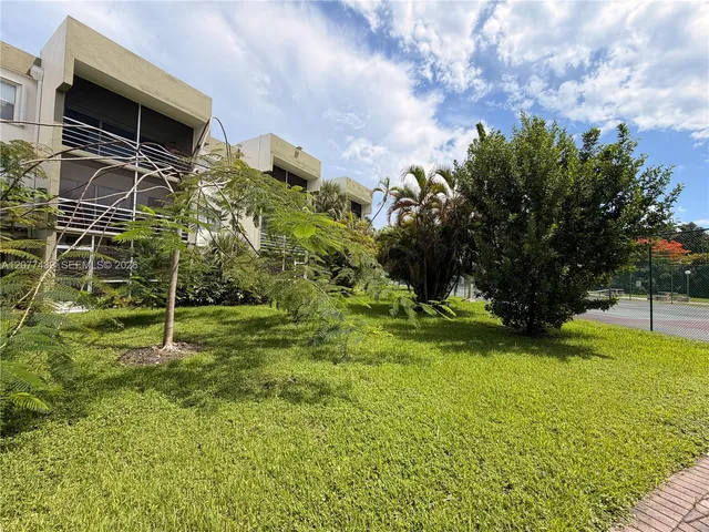 2-bedroom home at 4235 N University Drive #103, Sunrise