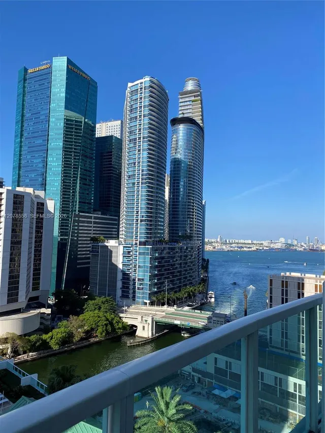 2-bedroom rental at 41 SE 5th Street #1109, Miami