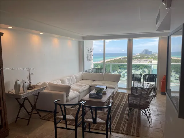 2-bedroom rental at 100 Bayview Drive #1924, Sunny Isles Beach