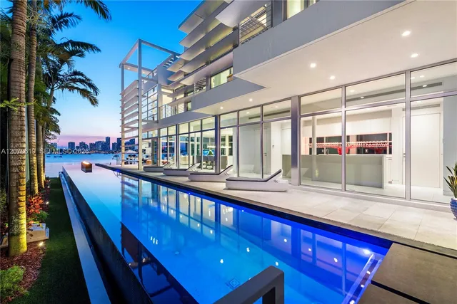 6-bedroom rental at 440 S Hibiscus Drive, Miami Beach