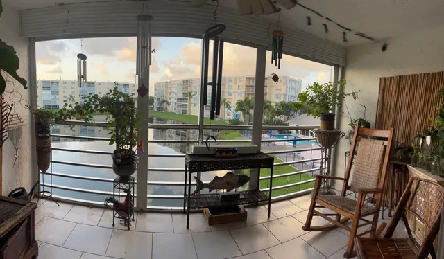 2-bedroom home at 401 SE 3RD Street #305, Dania Beach