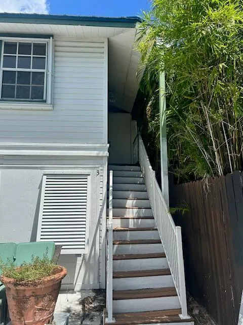 1-bedroom rental at 727 PENN Street #3, West Palm Beach