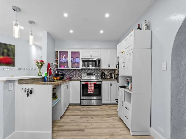 3-bedroom home at 6432 Perry Street, Hollywood