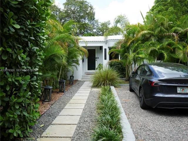 3-bedroom home at 12015 NE 10 Avenue, Biscayne Park