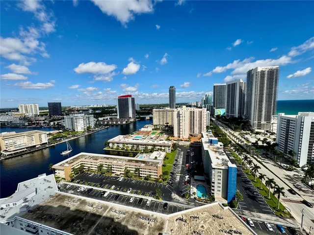 1-bedroom rental at 1945 S Ocean Drive #2311, Hallandale Beach