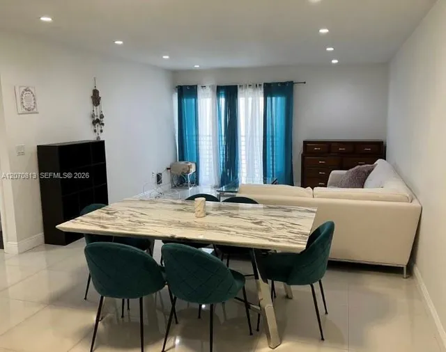2-bedroom rental at 4060 N Hills Drive #31, Hollywood