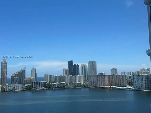 2-bedroom rental at 7000 Island Boulevard #2405, Aventura