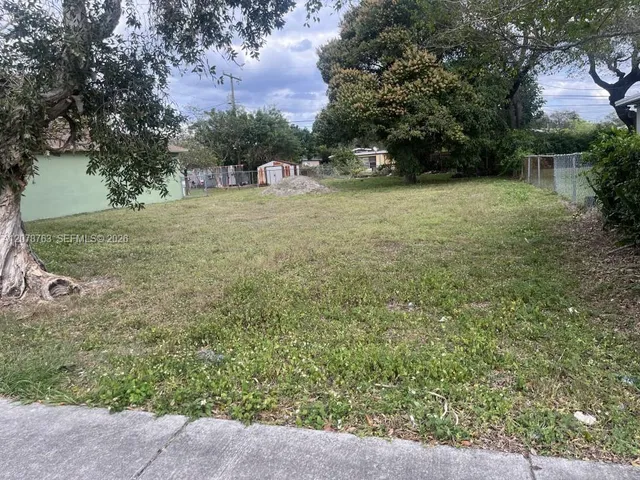 Land at 636 NW 12th Avenue, Fort Lauderdale