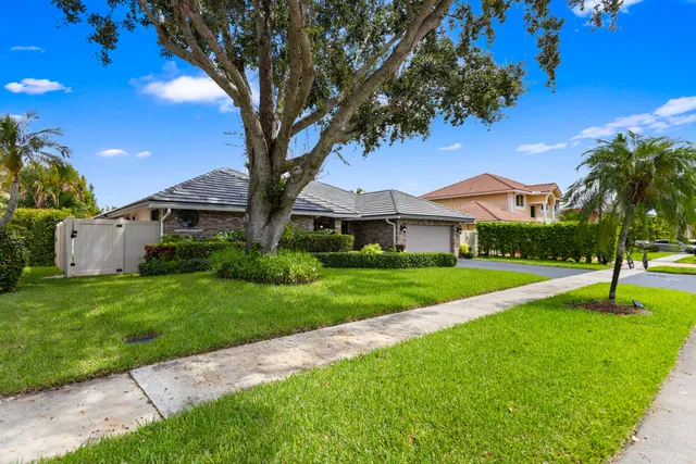 4-bedroom home at 14251 APPALACHIAN Trail, Davie