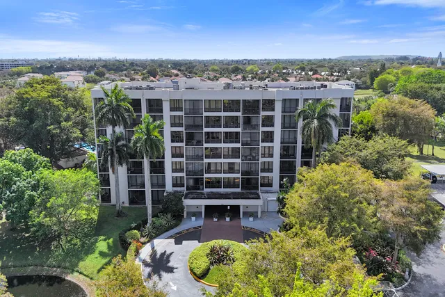 2-bedroom home at 5951 WELLESLEY PARK Drive #405, Boca Raton