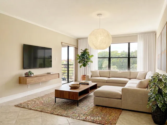 1-bedroom home at 2306 S Cypress Bend Drive #420, Pompano Beach