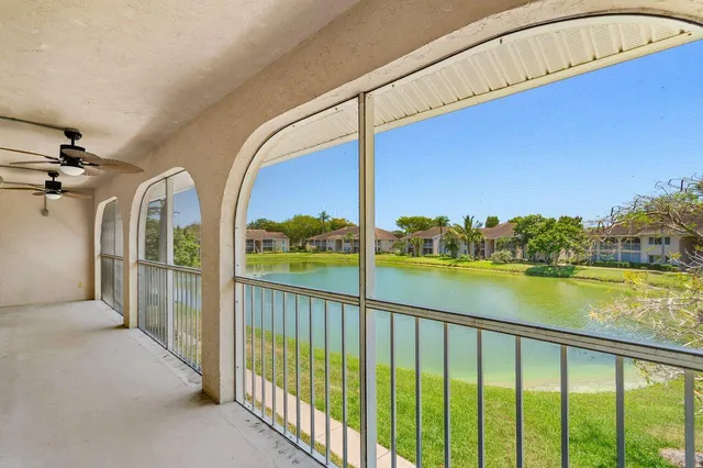 3-bedroom home at 13770 ONEIDA Drive #D2, Delray Beach