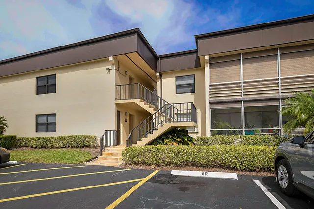 2-bedroom home at 76 CAPRI B, Delray Beach