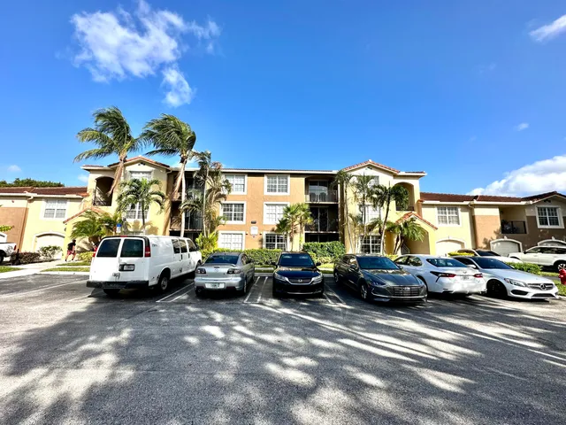 2-bedroom rental at 15135 Michelangelo Boulevard #105, Delray Beach