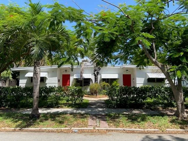 2-bedroom rental at 1935 Adams Street, Hollywood