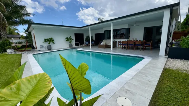 3-bedroom home at 6705 Ficus Drive, Miramar