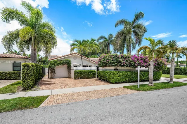 3-bedroom home at 1015 SE 11th Court, Fort Lauderdale