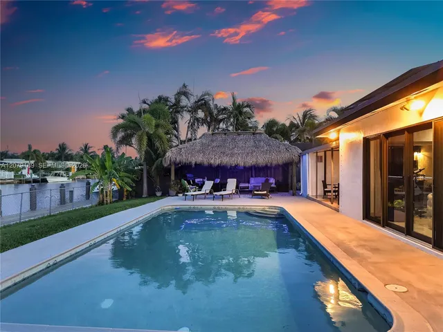 3-bedroom home at 380 SE 1st Terrace, Pompano Beach