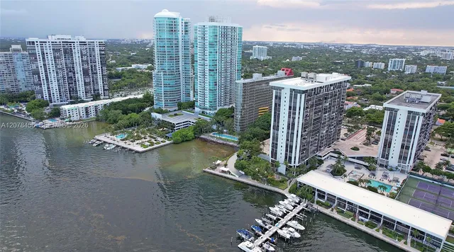 2-bedroom home at 1925 Brickell Avenue #1501D, Miami