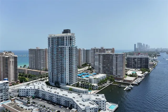 2-bedroom rental at 1945 S Ocean Drive #M6, Hallandale Beach