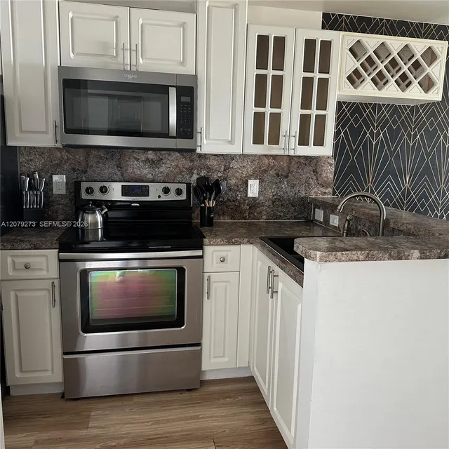 1-bedroom rental at 821 SW 2nd Street #9, Miami