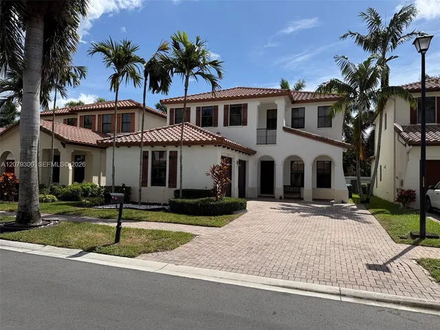 4-bedroom rental at 2673 NW 83rd Terrace #2673, Cooper City