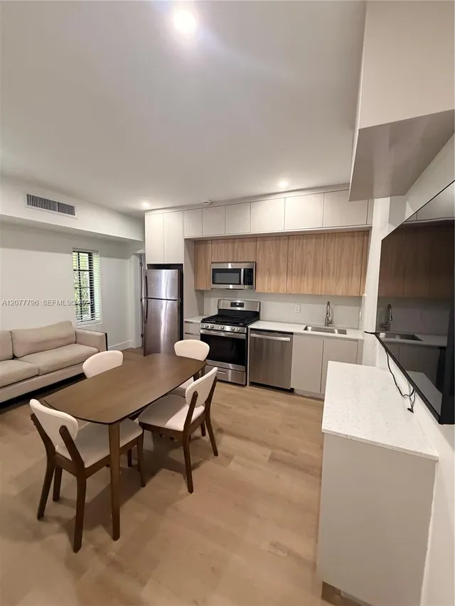 1-bedroom rental at 1619 Jefferson Avenue #102, Miami Beach