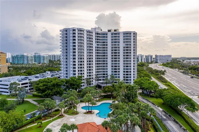 2-bedroom rental at 3300 NE 191st Street #1615, Aventura
