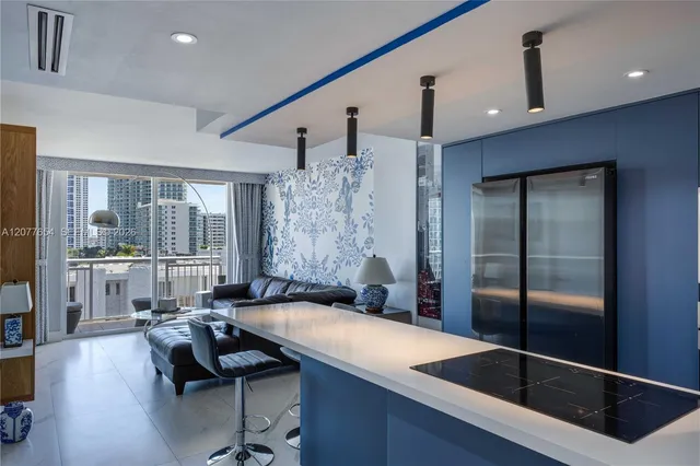 1-bedroom rental at 1345 Lincoln Road #1004, Miami Beach