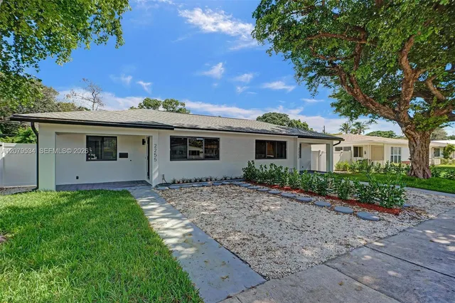 3-bedroom rental at 2255 NE 173rd Street #0, North Miami Beach