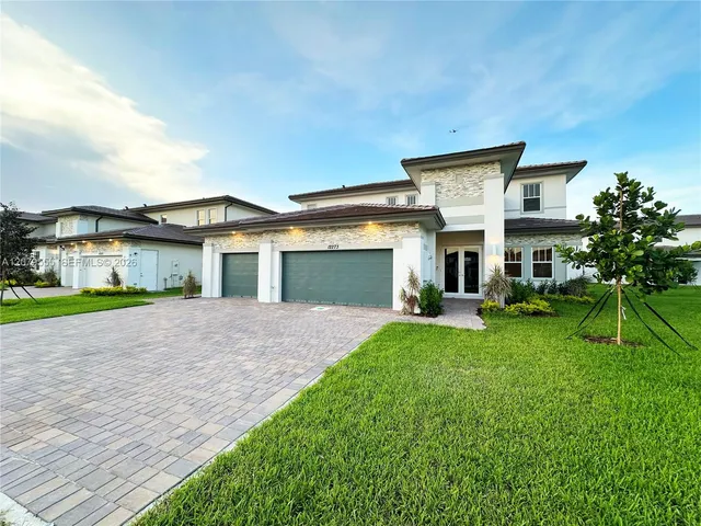 5-bedroom rental at 12273 SW 44th Street, Davie