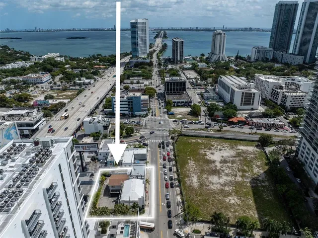 Commercial at 175 NE 36th Street, Miami