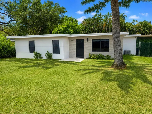 3-bedroom home at 4919 SW 28th Avenue, Fort Lauderdale