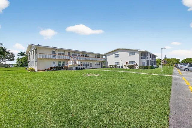 1-bedroom home at 43 Easthampton B, West Palm Beach