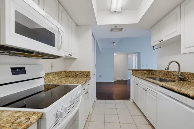 3-bedroom rental at 400 CRESTWOOD Court N #417, Royal Palm Beach