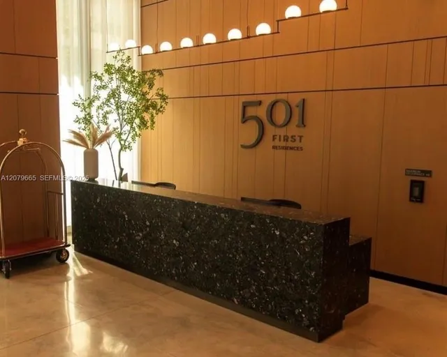 1-bedroom home at 121 NE 5th Street #2002, Miami