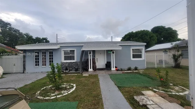4-bedroom home at 6847 SW 13th Street, Miami