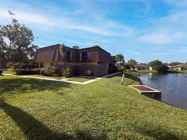 2-bedroom home at 110 N Delaware Boulevard #10C, Jupiter