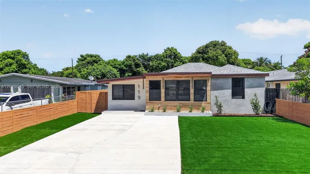 3-bedroom home at 119 SW 4th Avenue, Delray Beach