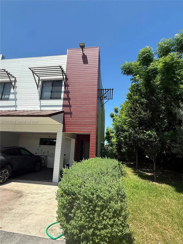 3-bedroom home at 916 NW 8th Street #6, Florida City