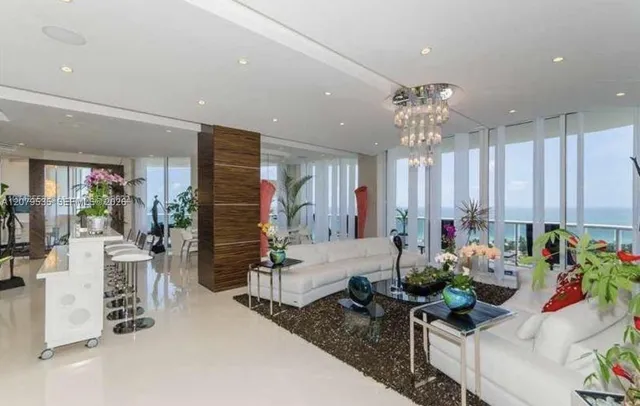 5-bedroom rental at 3802 NE 207th Street #2802, Aventura