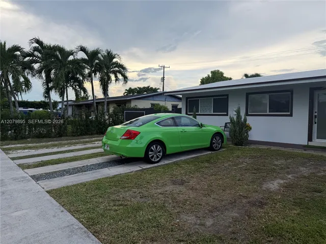 5-bedroom home at 10411 SW 51st Street, Miami