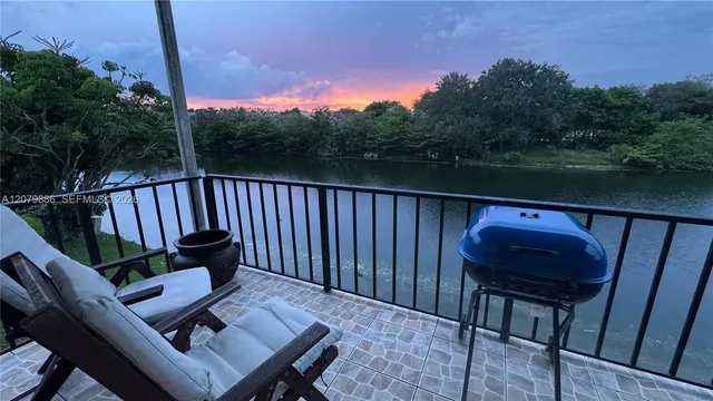 2-bedroom rental at 3621 NW 95th Terrace #526, Sunrise