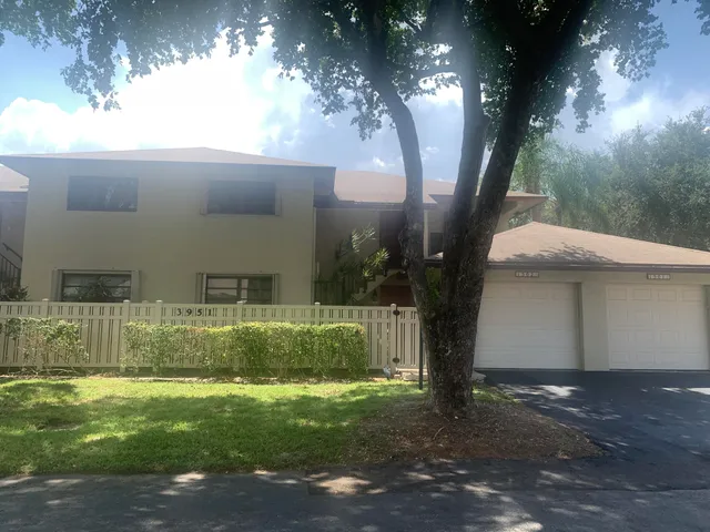 2-bedroom rental at 3951 NE 18th Avenue #1502, Pompano Beach