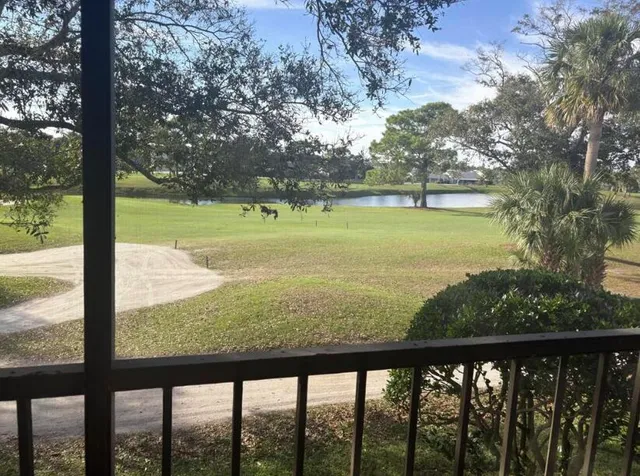 2-bedroom rental at 1112 KEYSTONE Drive #E, Jupiter