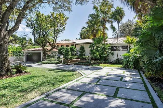 5-bedroom home at 652 NE 105th Street, Miami Shores